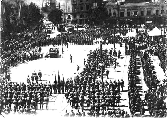 red_army_in_tbilisi_feb_25_1921[1]